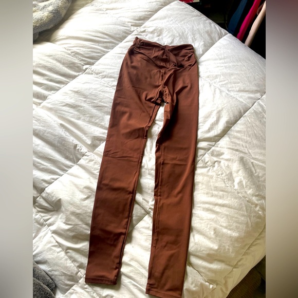 Brown XS Pacsun,sun wear leggings with v waste band - Picture 2 of 4